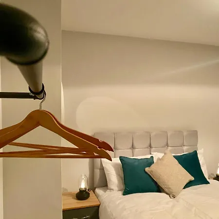 公寓 ✪ Spacious Luxury 2-bed W/ Parking & Garden 利兹