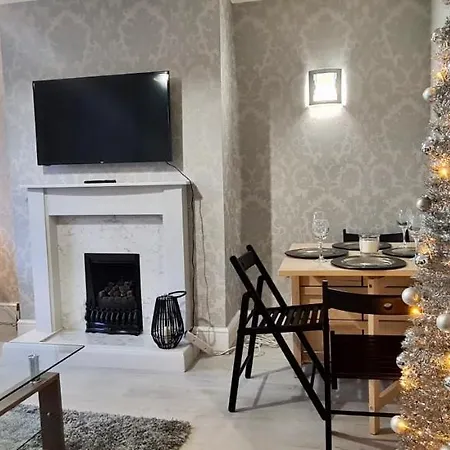 公寓 ✪ Spacious Luxury 2-bed W/ Parking & Garden 利兹