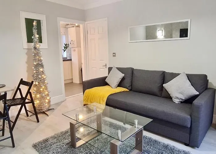 Διαμέρισμα ✪ Spacious Luxury 2-bed W/ Parking & Garden Λιντς