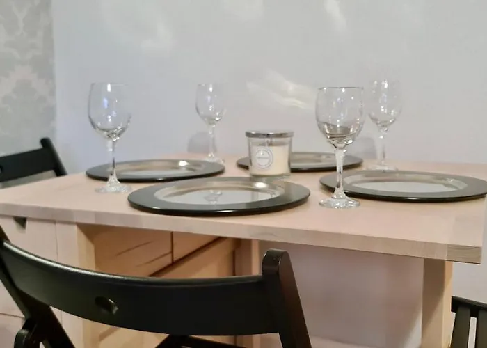 ✪ Spacious Luxury 2-bed W/ Parking & Garden