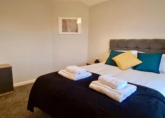 ✪ Spacious Luxury 2-bed W/ Parking & Garden Διαμέρισμα Λιντς