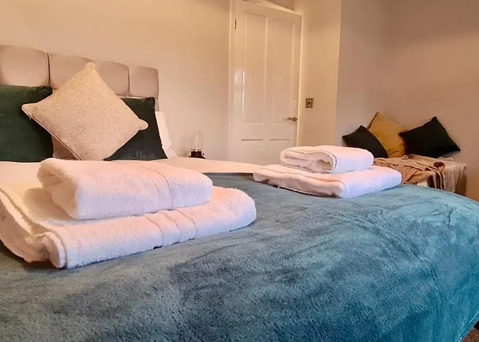 公寓 ✪ Spacious Luxury 2-bed W/ Parking & Garden