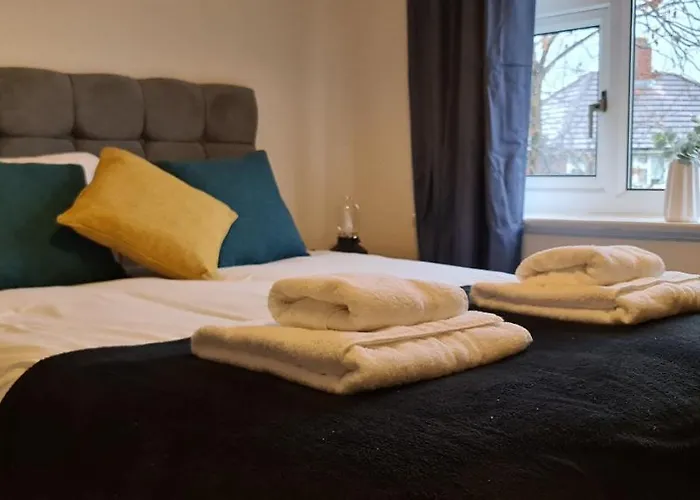 公寓 ✪ Spacious Luxury 2-bed W/ Parking & Garden